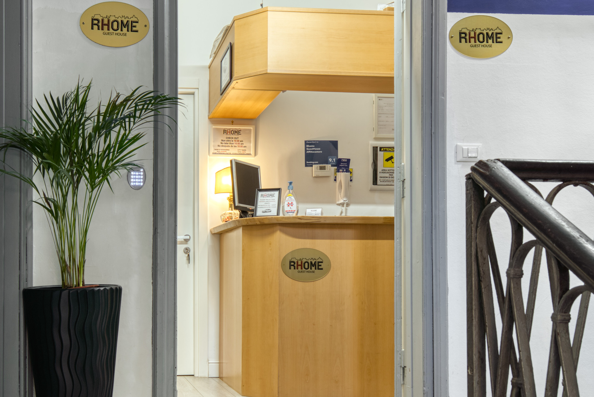 RHOME Guesthouse